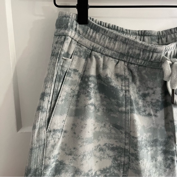 Athleta Farallon Jogger | S | Fog Camo Coast Gray - Picture 8 of 11